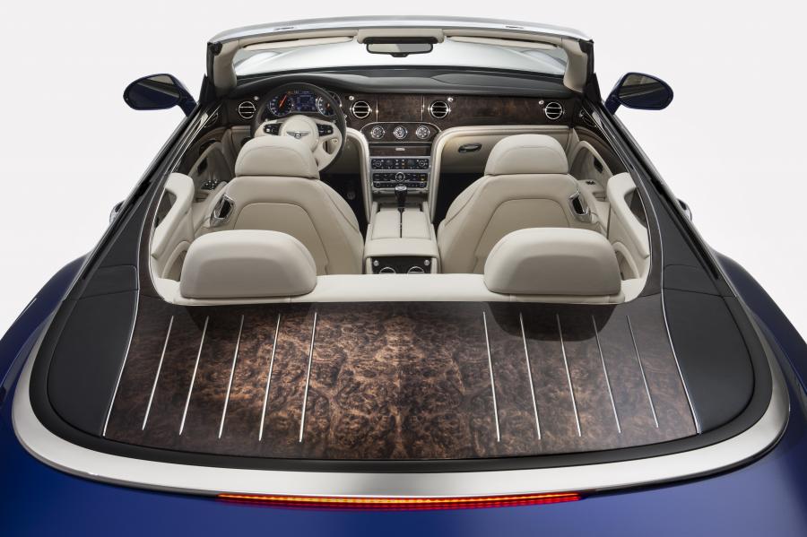 Интерьер Bentley Grand Convertible 2014 года  (фото 5 из 8)